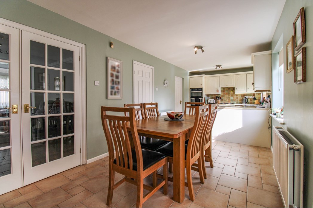 Property image 7 of 17