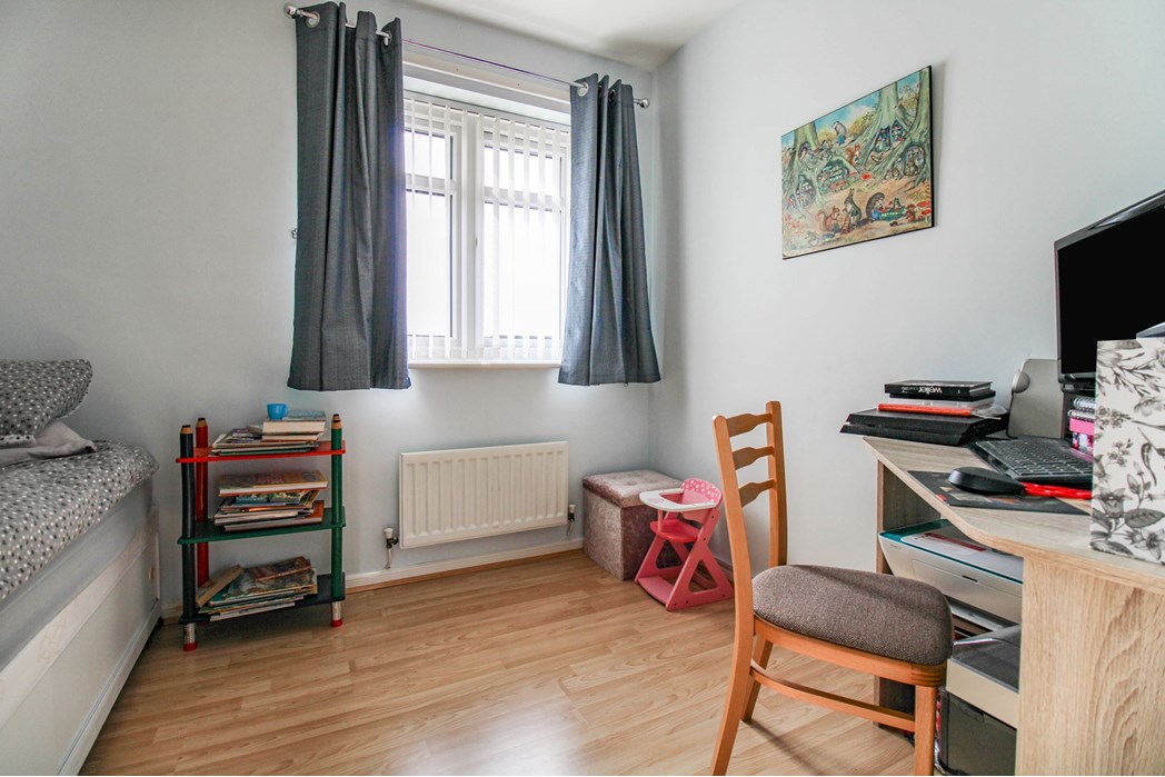 Property image 12 of 17
