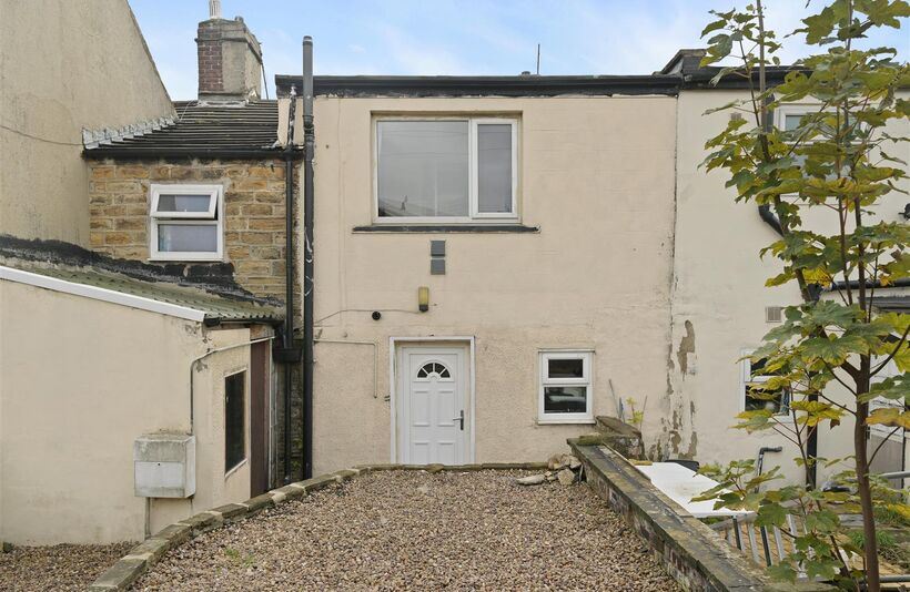 Property image 11 of 15