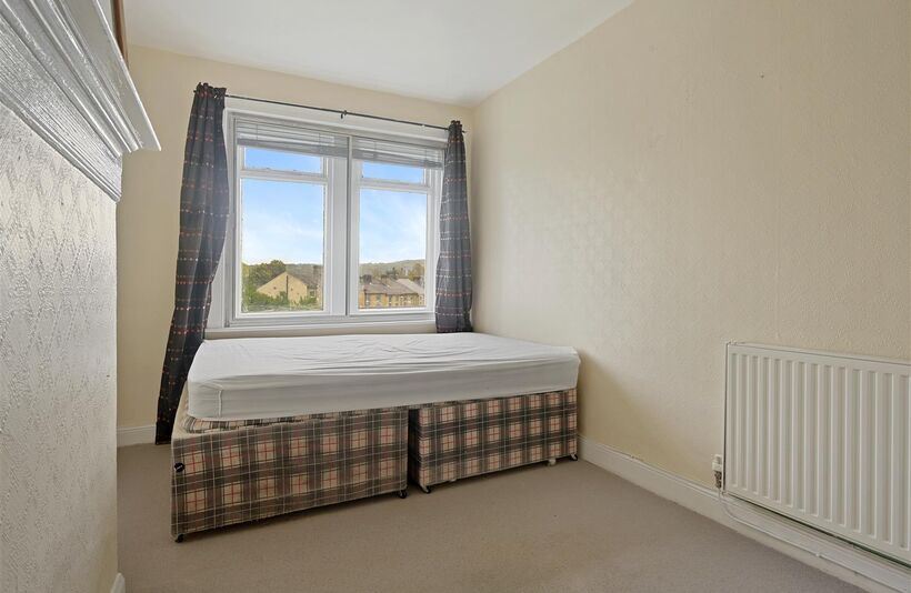Property image 7 of 15