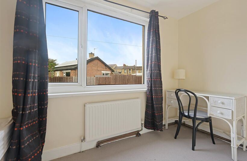 Property image 9 of 15