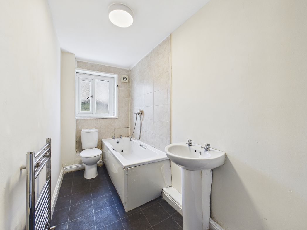Property image 4 of 7
