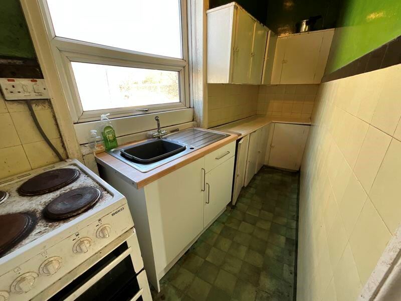 Property image 3 of 19