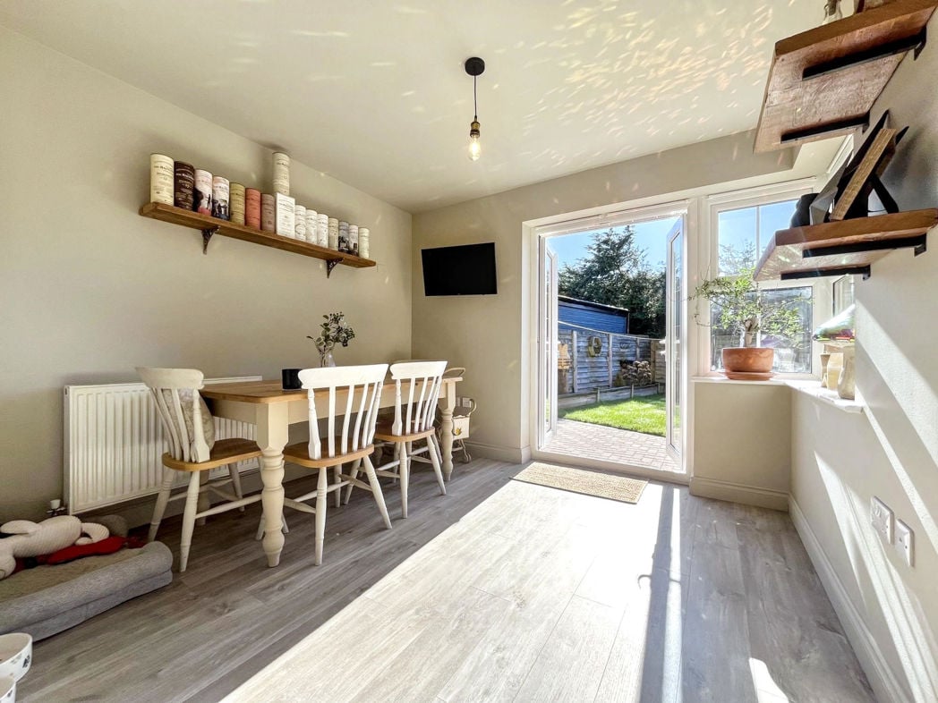 Property image 6 of 16