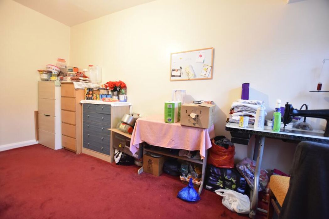 Property image 6 of 12