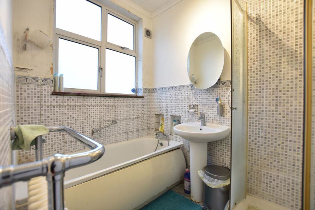 Property image 7 of 12