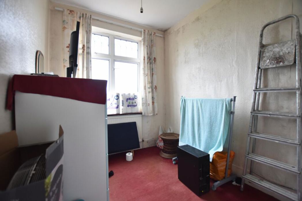 Property image 9 of 12