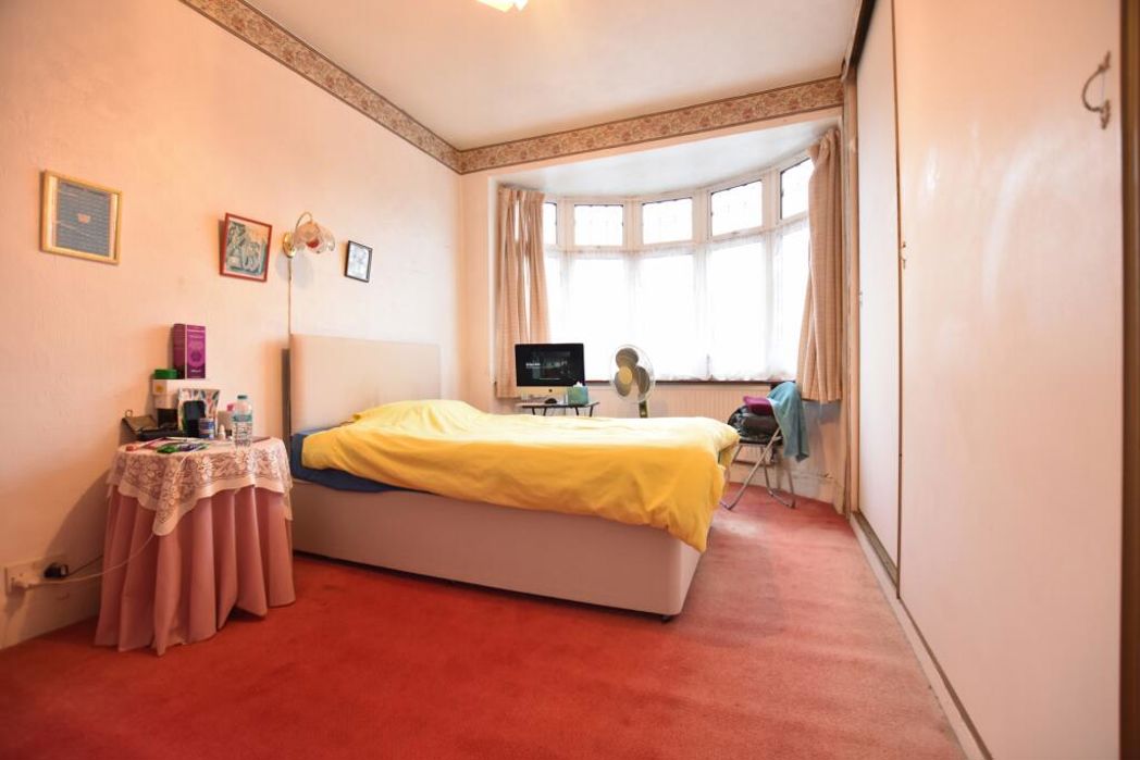 Property image 11 of 12