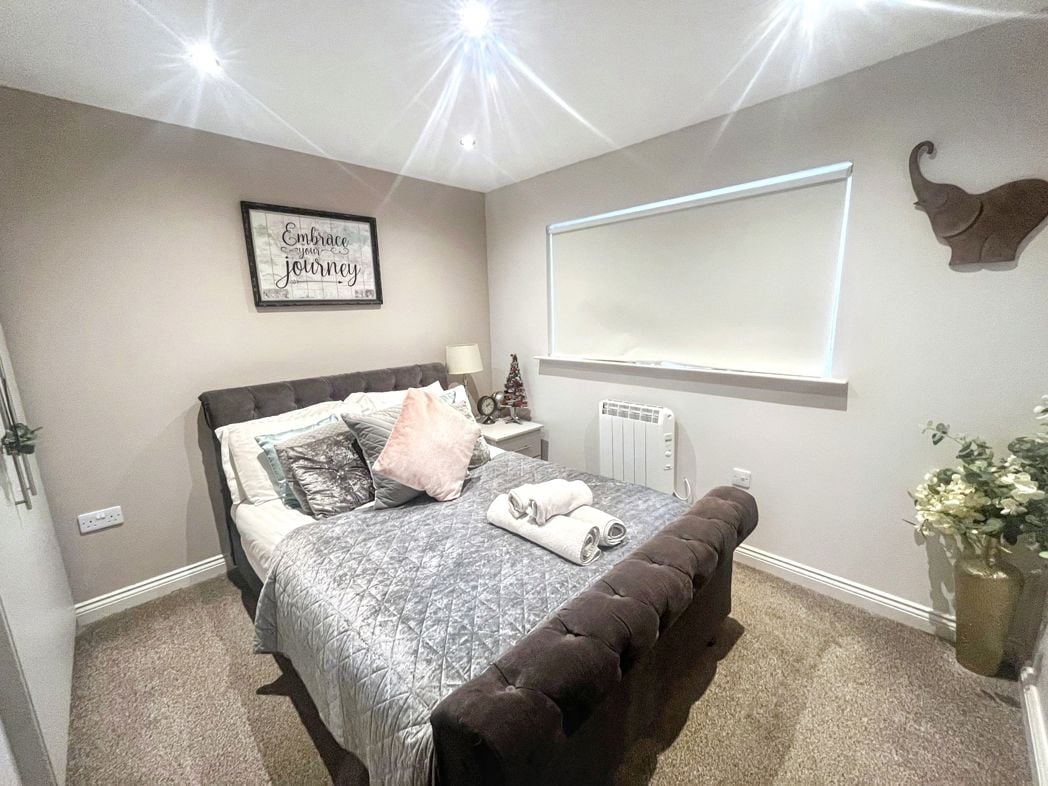 Property image 10 of 16