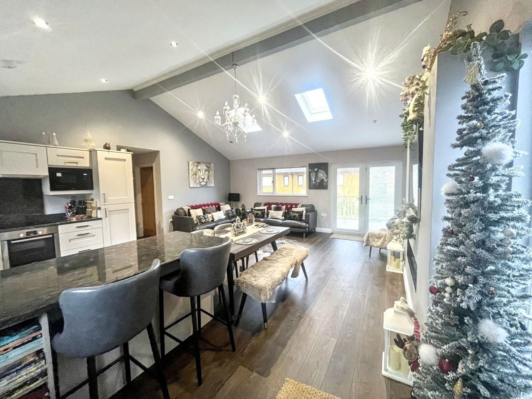 Property image 3 of 16