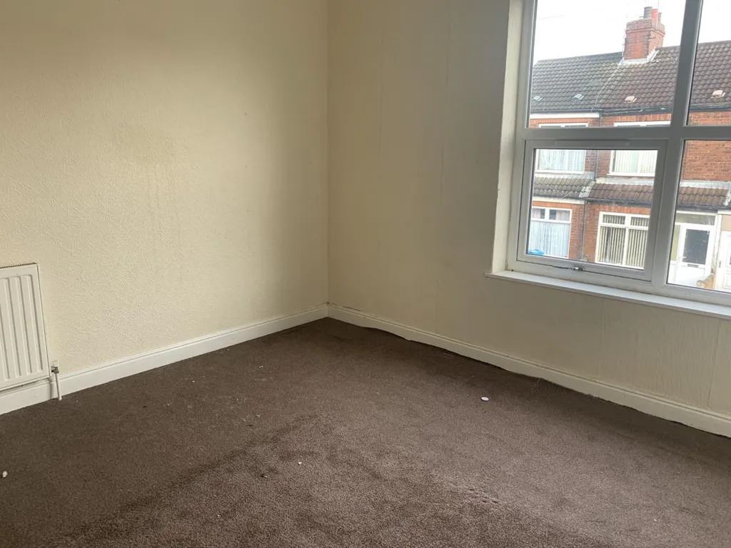Property image 5 of 9