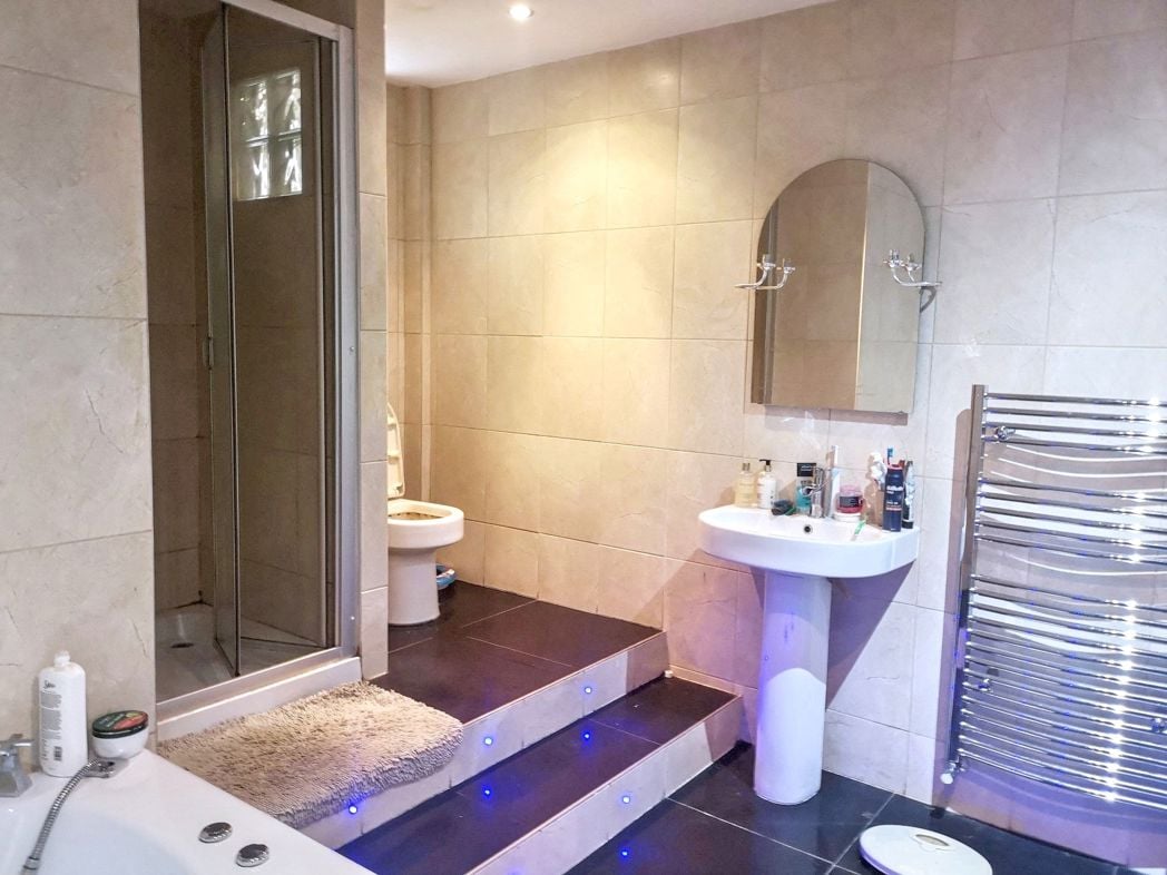 Factory House, 8, Rowlands Gill, Tyne and Wear, NE39 2HR