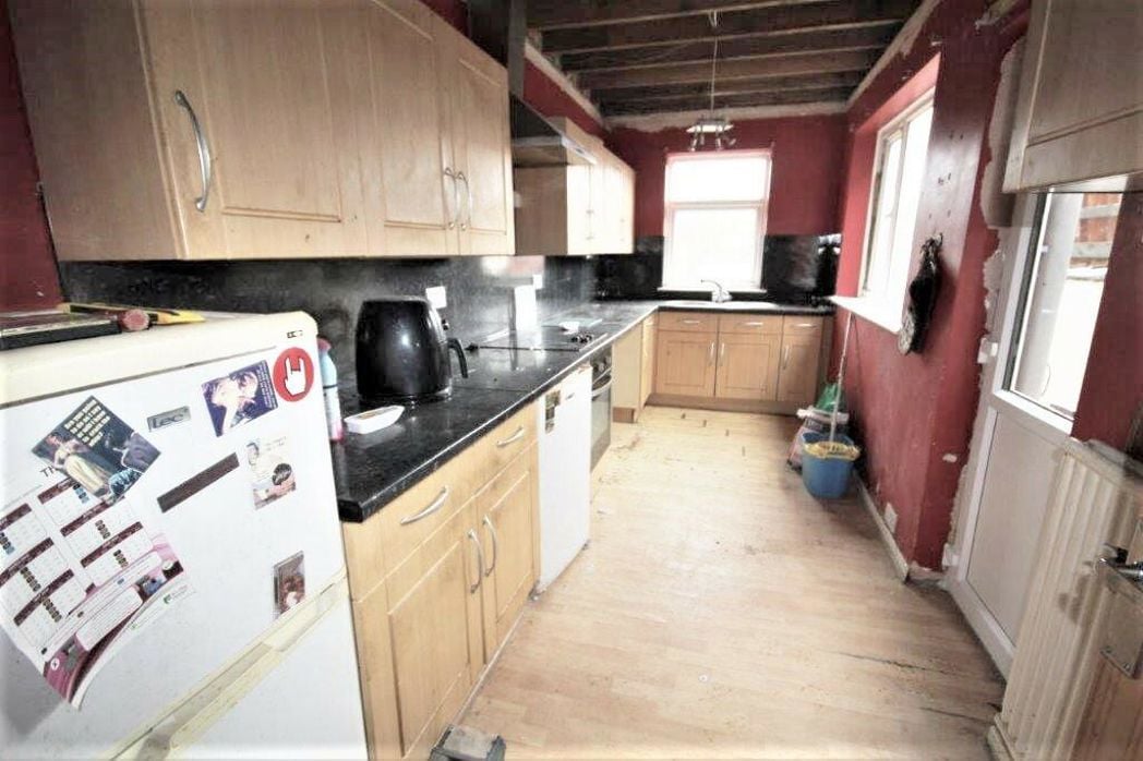 Property image 2 of 7