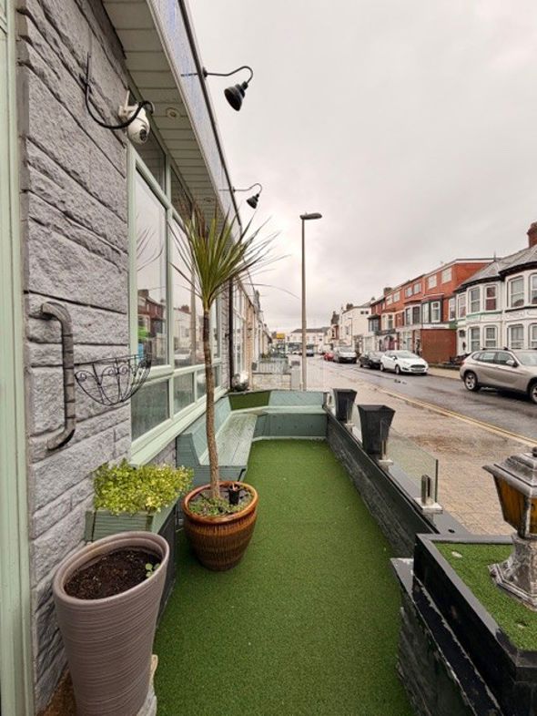 Property image 2 of 23