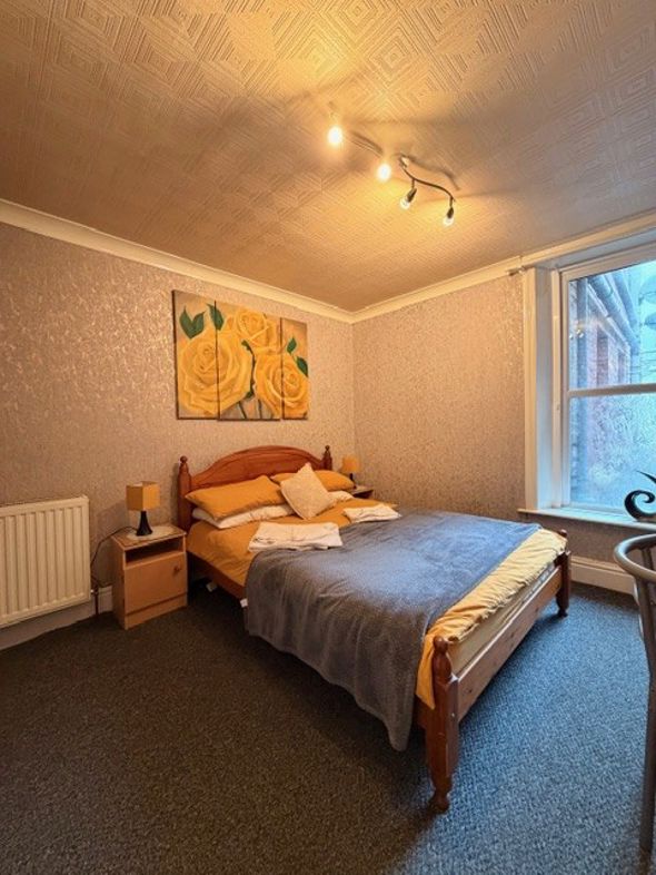 Property image 14 of 23