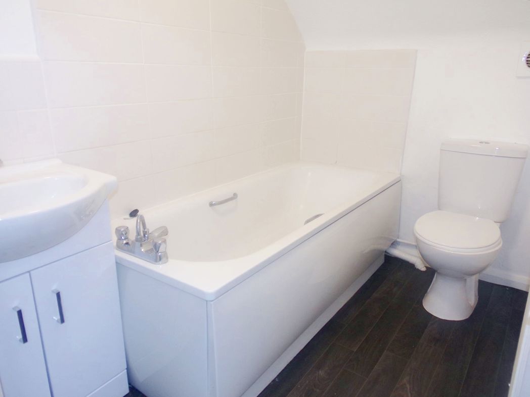 Property image 7 of 13