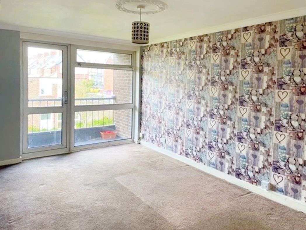 40, Bishop Auckland, Durham, DL14 6EY