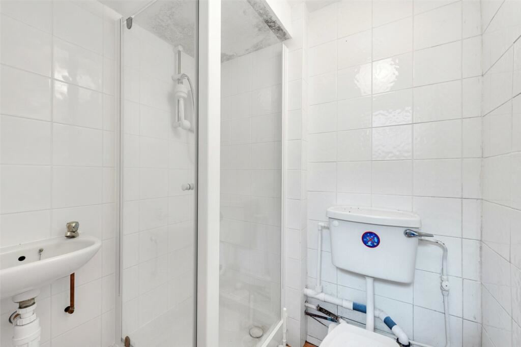 Property image 10 of 16