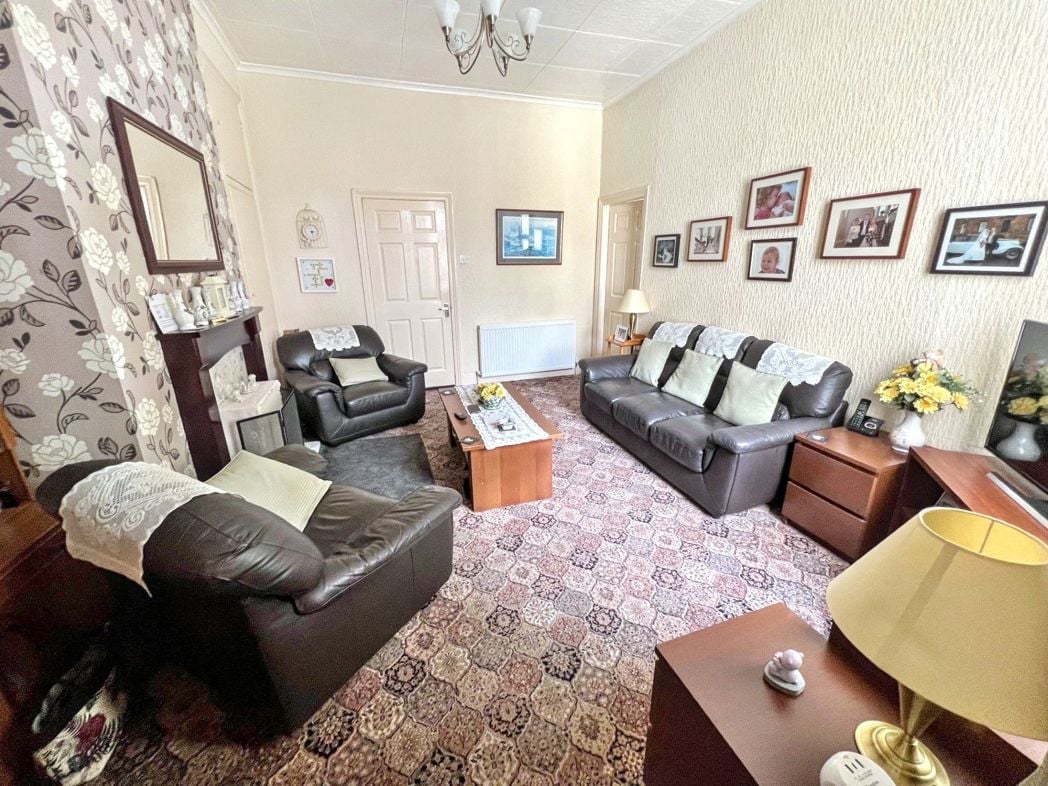Property image 1 of 11