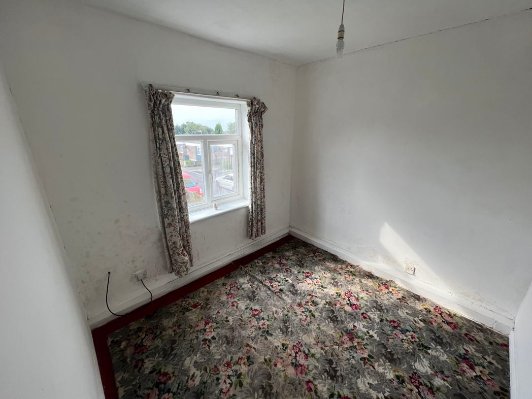 Property image 5 of 9