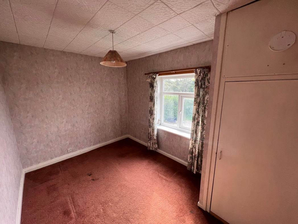 Property image 6 of 9