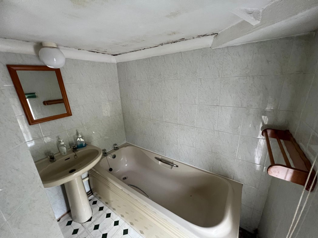 Property image 9 of 9