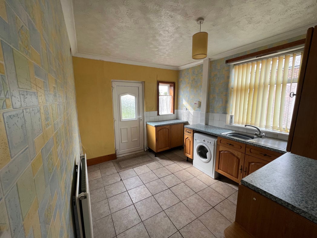 Property image 3 of 9