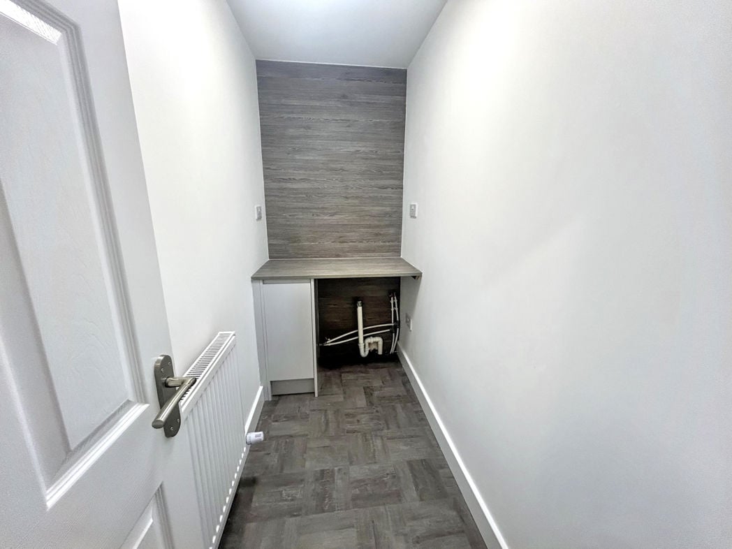 Property image 10 of 18