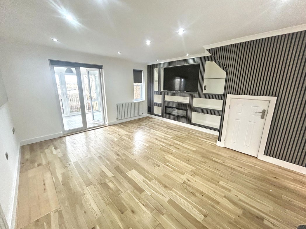 Property image 7 of 18