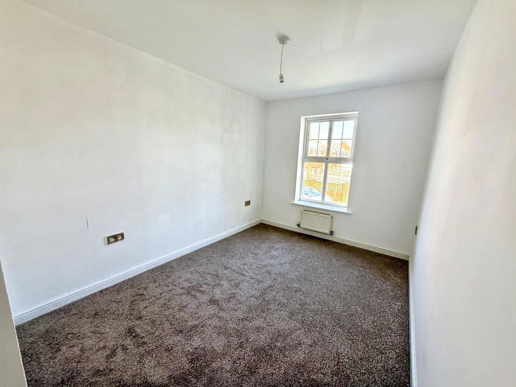 Property image 9 of 11