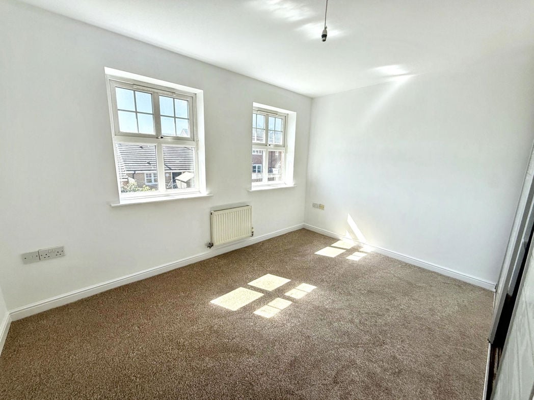 Property image 7 of 11