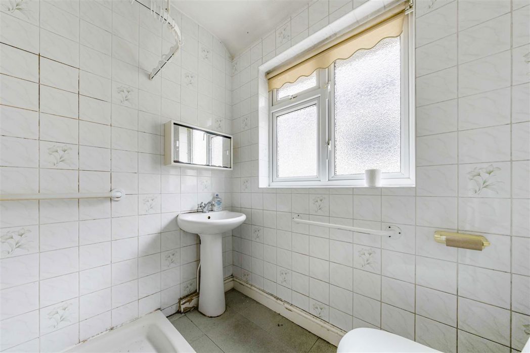 Property image 9 of 9