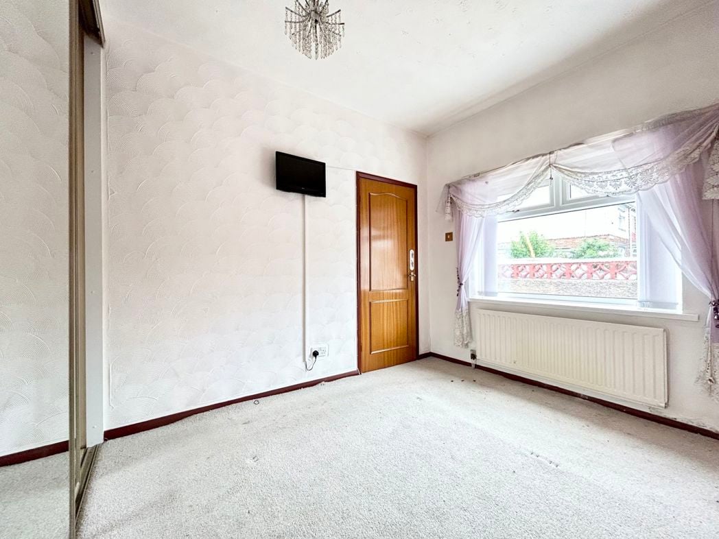 Property image 13 of 21