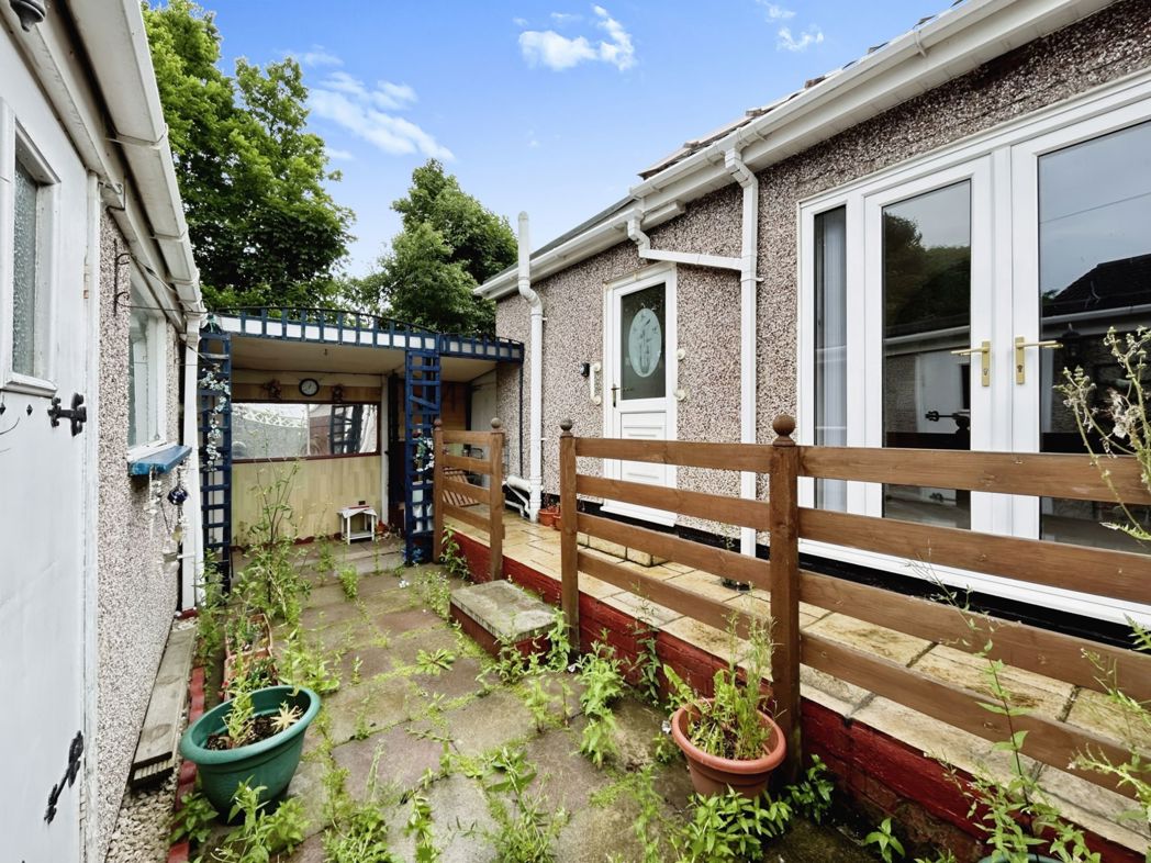 Property image 19 of 21