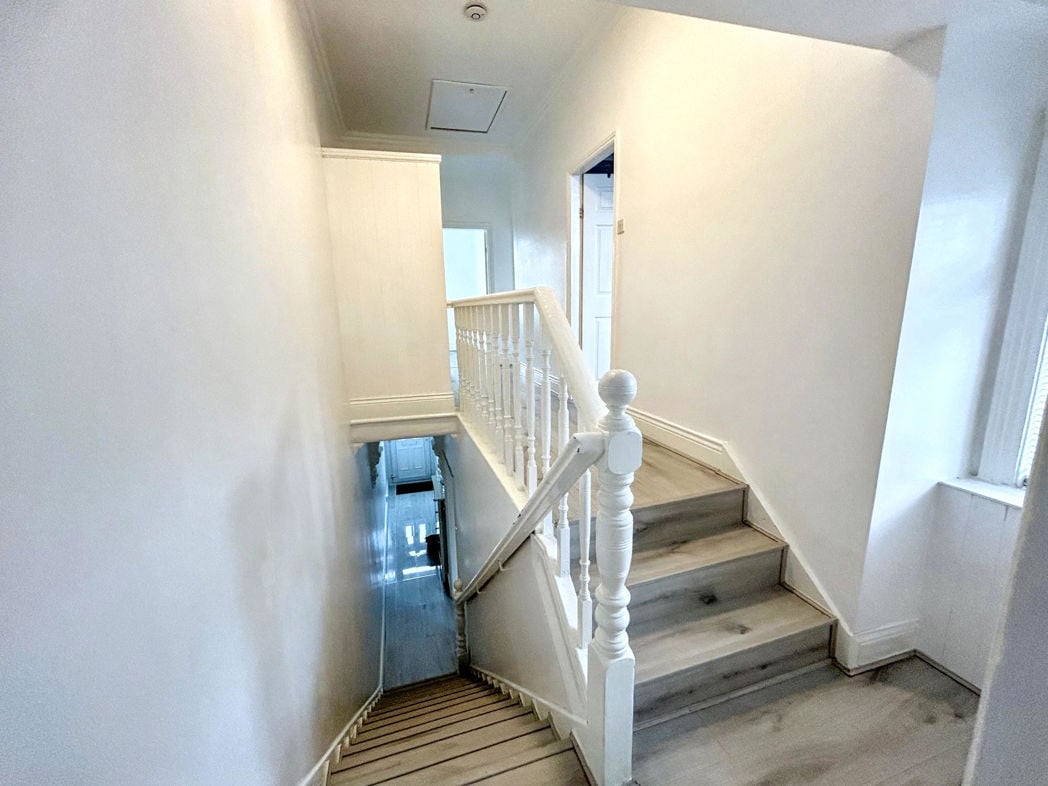 Property image 5 of 10