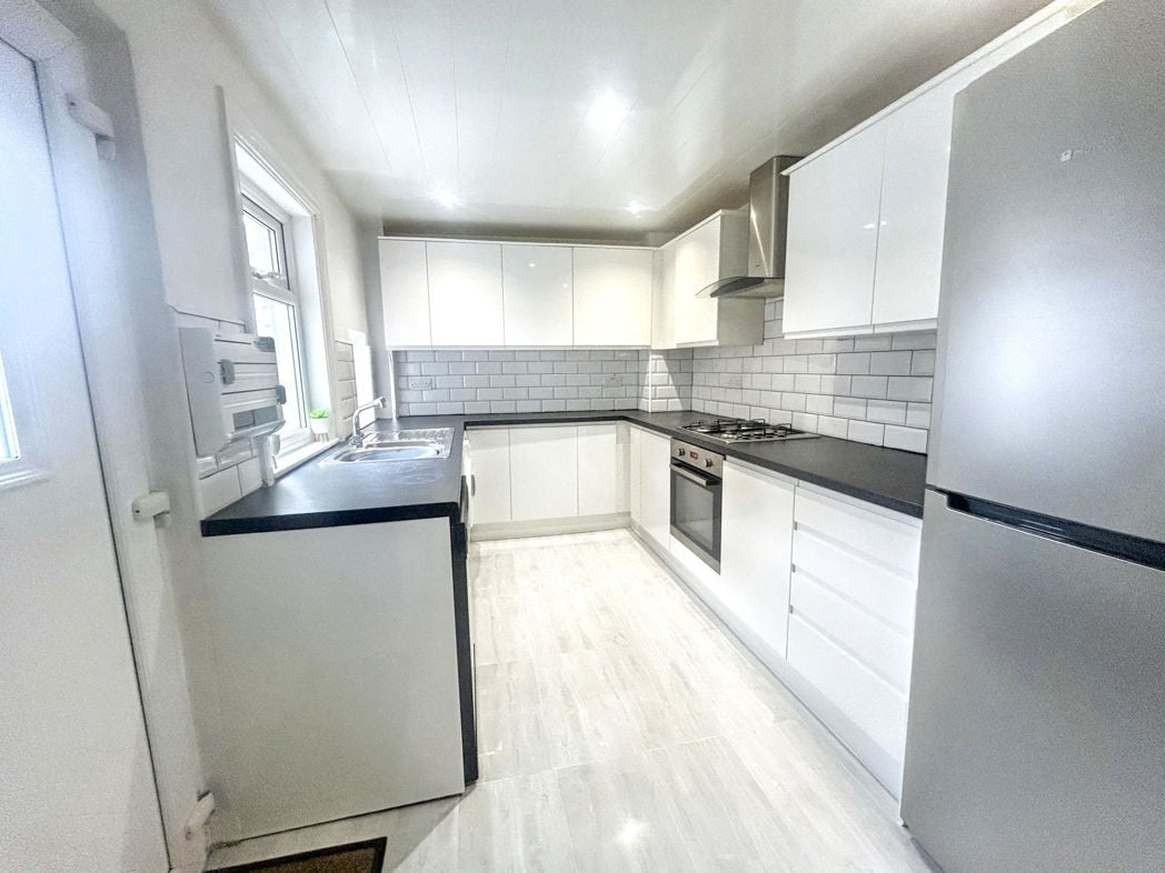 Property image 4 of 10