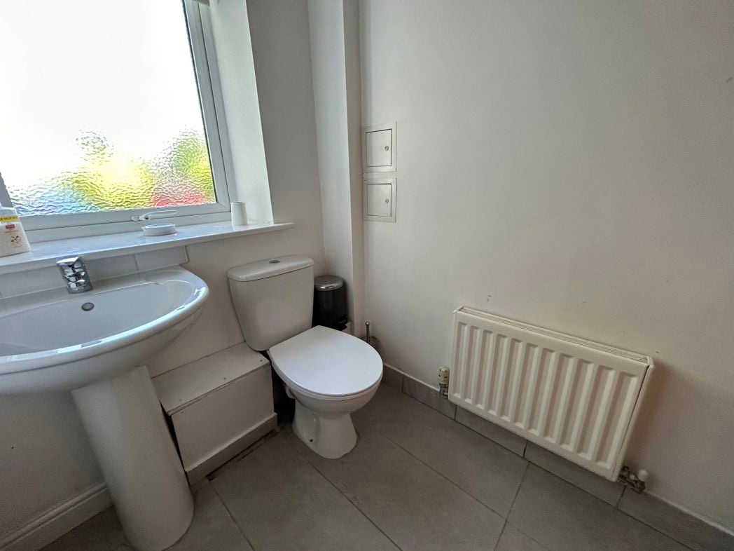 Property image 6 of 10