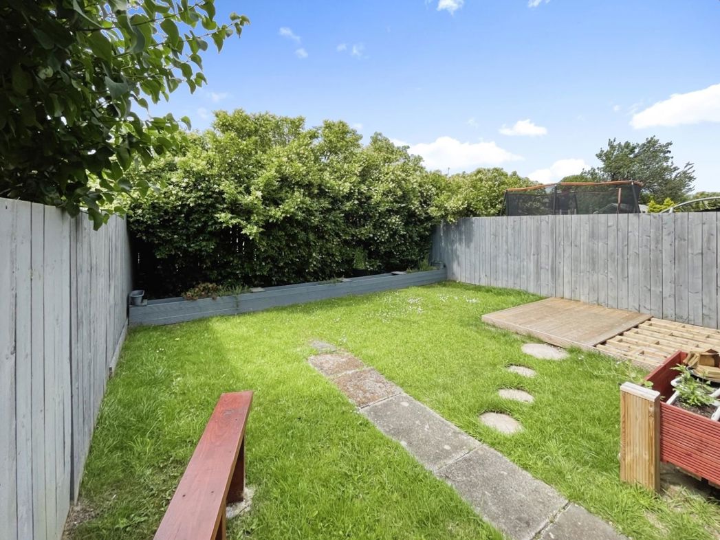 Property image 8 of 9