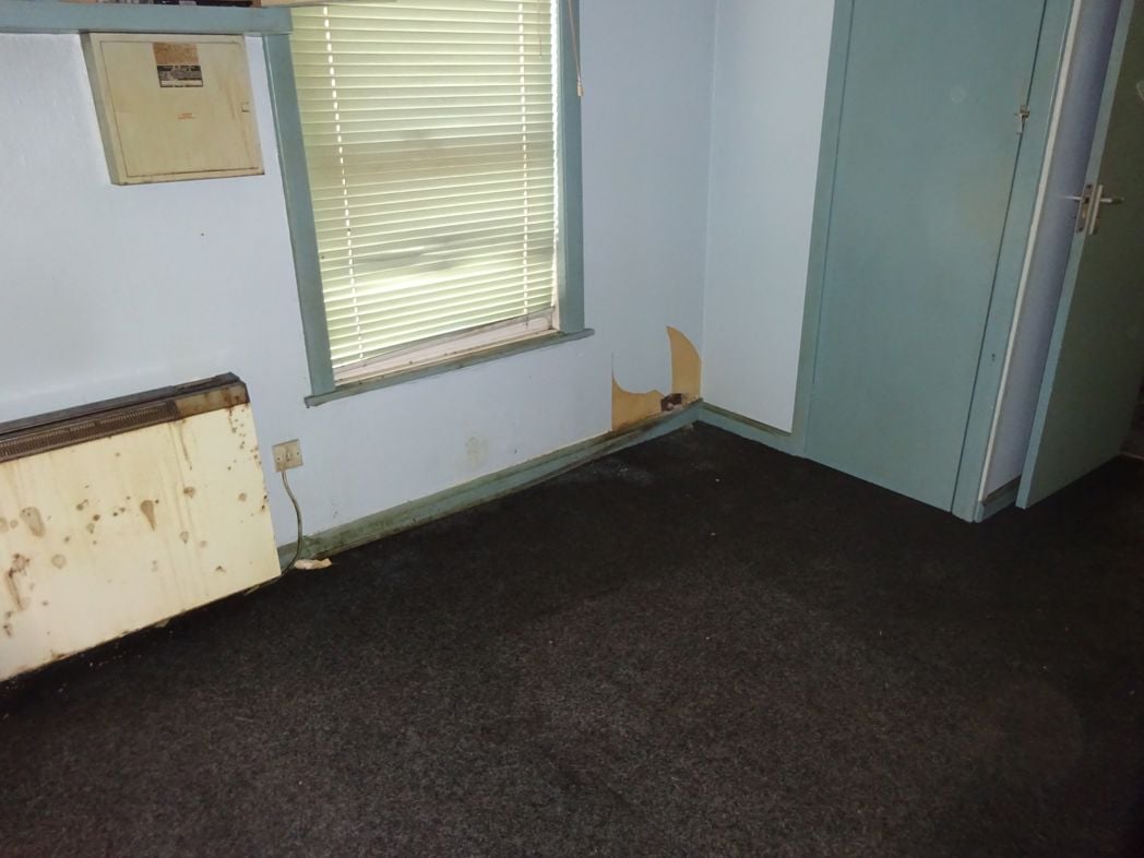 Property image 11 of 15