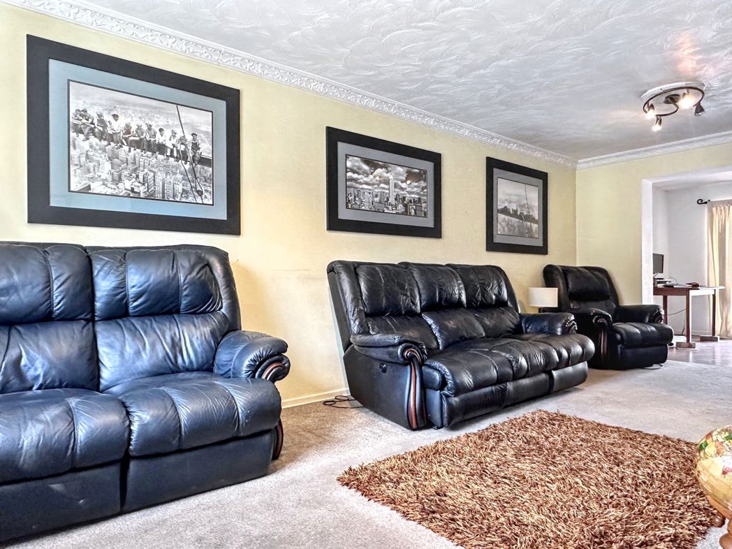 Property image 7 of 18