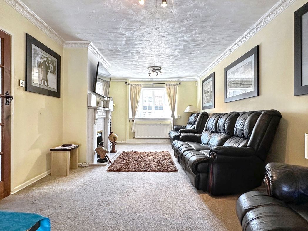 Property image 2 of 18