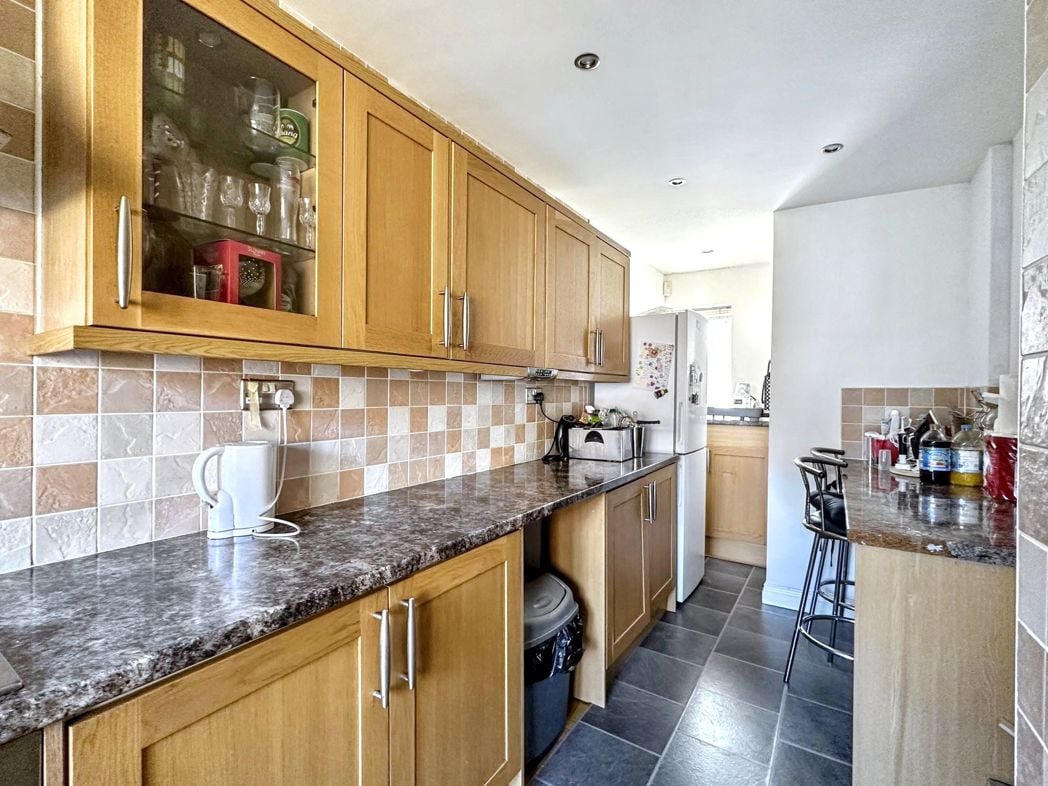 Property image 11 of 18