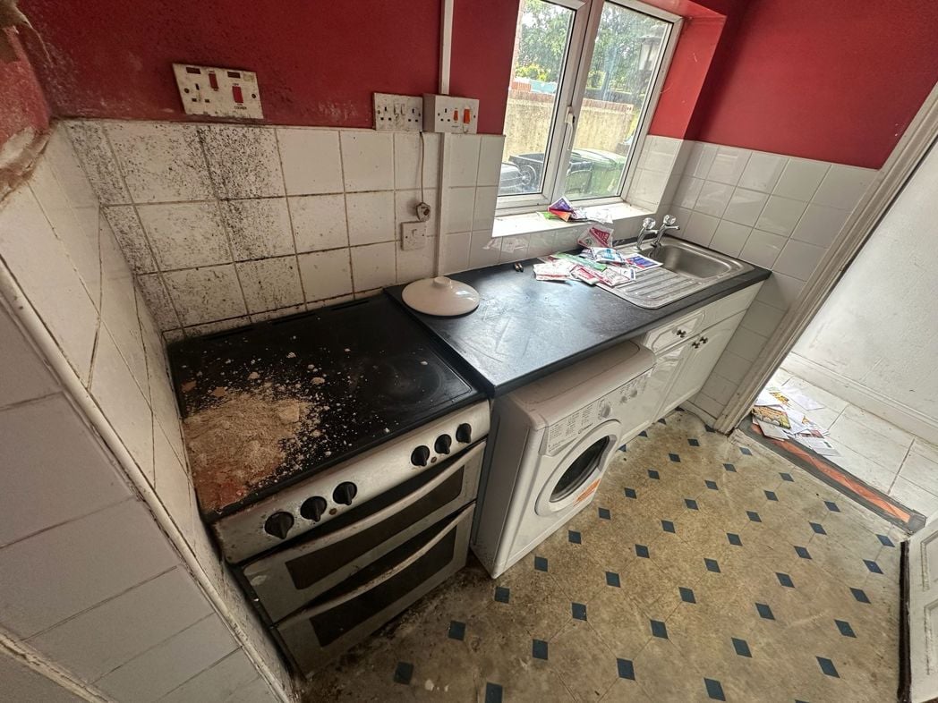 Property image 9 of 13