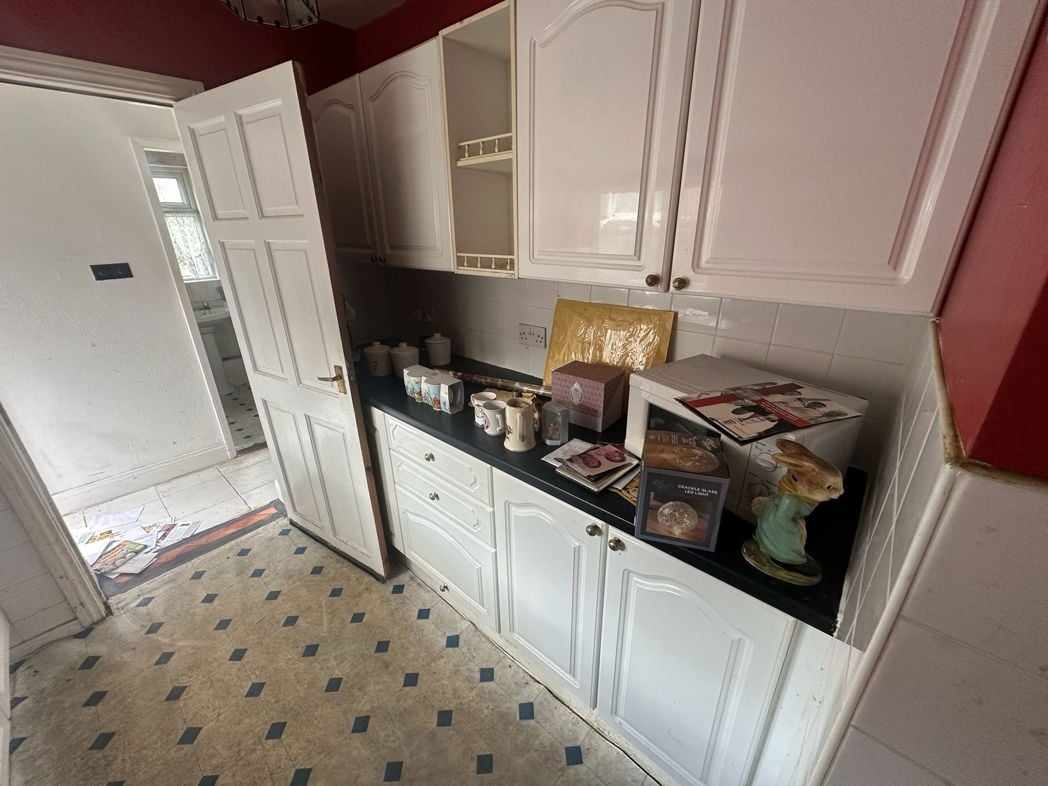 Property image 10 of 13