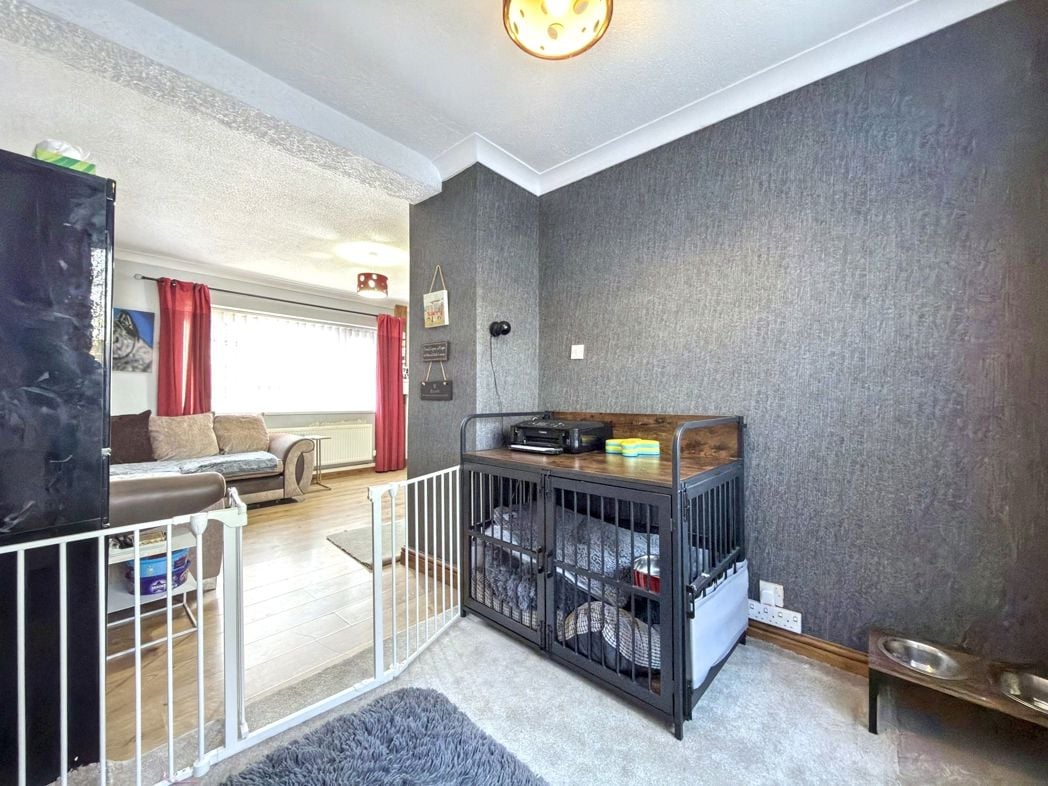 Property image 11 of 24