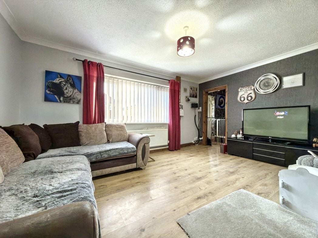 Property image 3 of 24