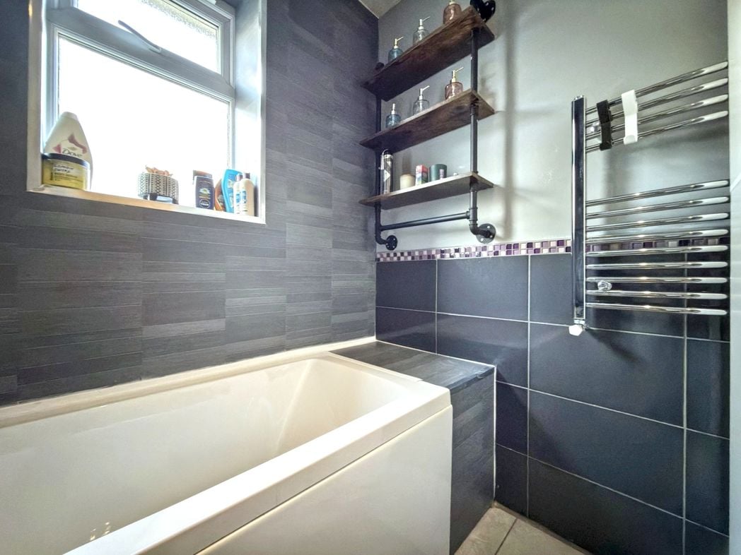 Property image 19 of 24