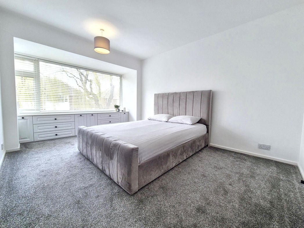 Property image 15 of 28