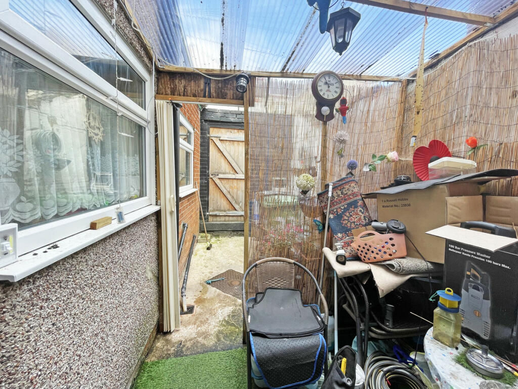 Property image 8 of 13