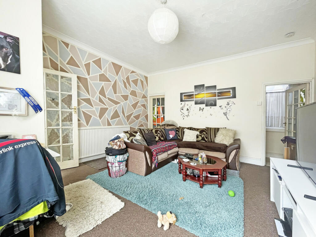 Property image 11 of 13
